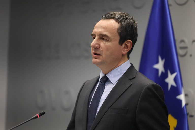 Kurti: Beogradi po përpiqet të zhvendosë vëmendjen nga protestat përmes nxitjes së incidenteve në Kosovë