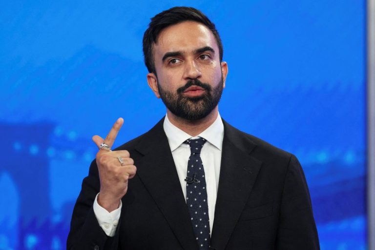 Një zë i ri në politikën amerikane: Kush është Zohran Mamdani, muslimani i majtë me rrënjë nga India dhe Uganda që po tund Nju Jorkun?