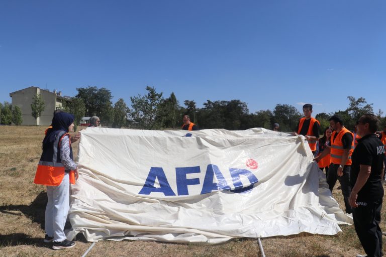 Organizata turke AFAD zgjeron forcën e saj vullnetare në mbi 1.6 milionë në mbarë vendin