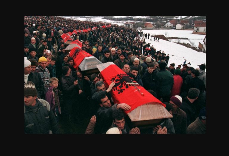 Gjenocidi në Kosovë, tri faza dhe një rrezik i vazhdueshëm Gjenocidi në Kosovë, tri faza dhe një rrezik i vazhdueshëm