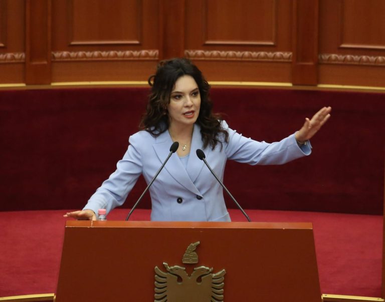 Shqipëria shpreh shqetësim për procesin gjyqësor në Hagë, Spiropali: Gjykata ka përgjegjësi të mos cenojë padrejtësisht luftën çlirimtare