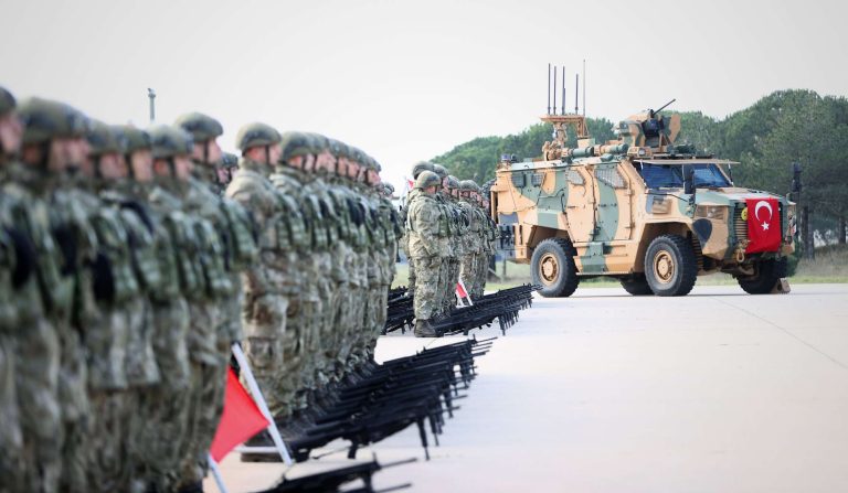 NATO lavdëron kontributin e fortë të Türkiye në stërvitjen “Steadfast Dart 26” NATO lavdëron kontributin e fortë të Türkiye në stërvitjen "Steadfast Dart 26"