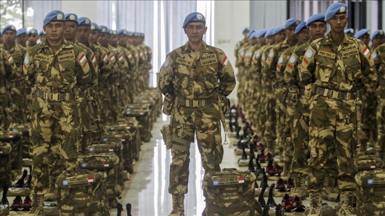 Indonezia pezullon vendosjen e trupave në Gaza mes tensioneve në Lindjen e Mesme