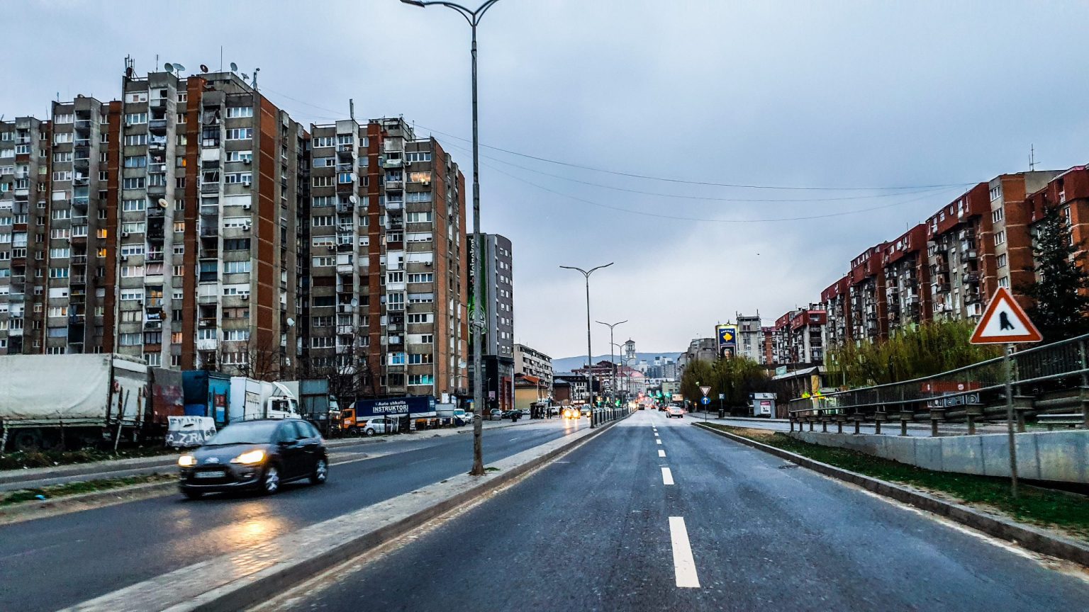 Mbyllen përkohësisht rruga “Bajram Bahtiri” dhe një pjesë e rrugës “Afrim Zhitia” në Prishtinë