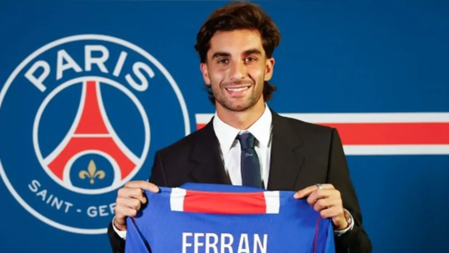 Goditje përferike te PSG: Ferran Torres i shtyhet debutimi Goditje përferike te PSG: Ferran Torres i shtyhet debutimi